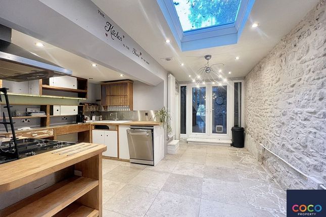 2, Belgrave Place, Portland photo 3