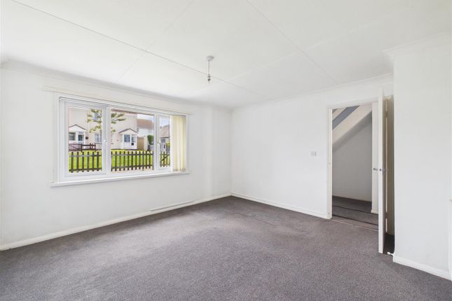 41, Trelawney Estate, Penzance photo 2