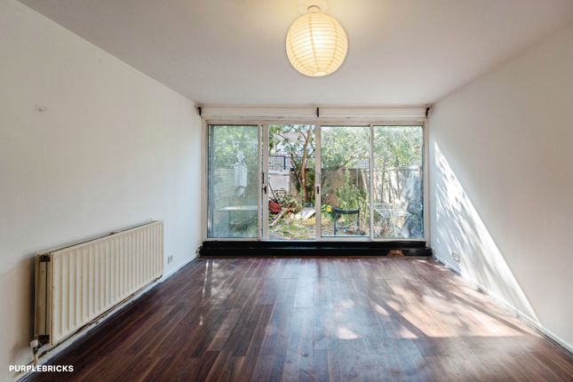 7, West Arbour Street, London photo 4