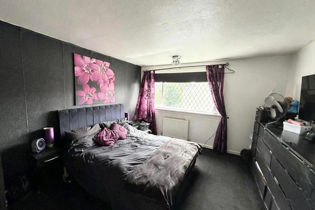 12, Naburn Chase, Leeds photo 4