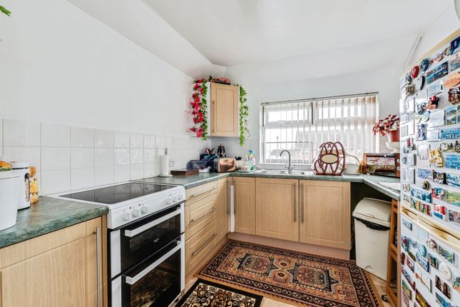 2, Moredon Park, Swindon photo 3