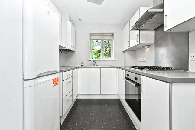 5, Rockingham  Court, Stoke-on-Trent photo 4