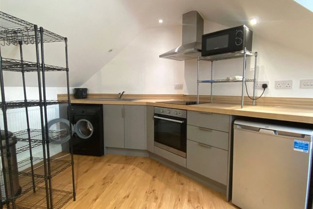 Flat 4, 1a, Vernon Terrace, Bath photo 4