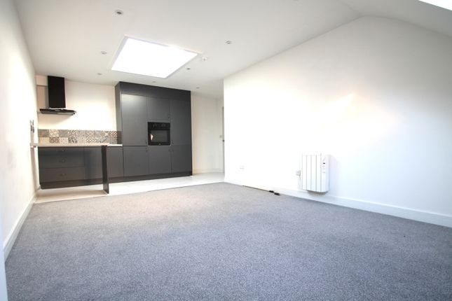 Thumbnail Flat to rent in Field Row, Worthing
