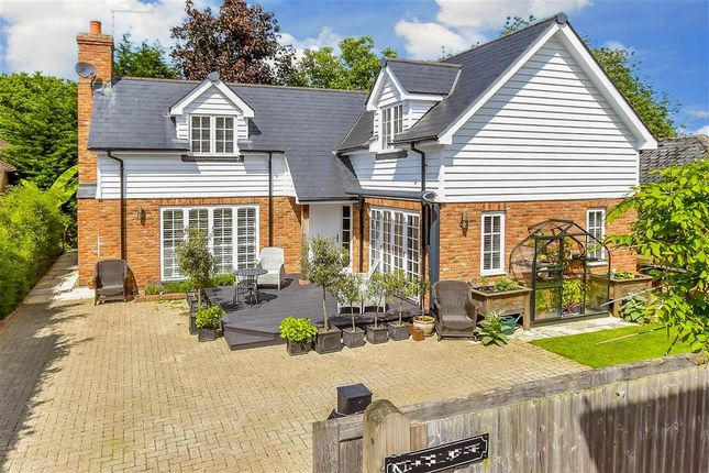 Thumbnail Detached house for sale in North Street, Headcorn, Kent
