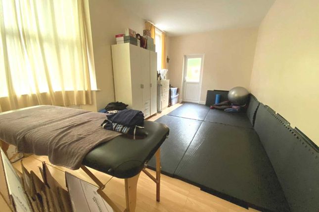 Flat to rent in Stanmore Road, Edgbaston