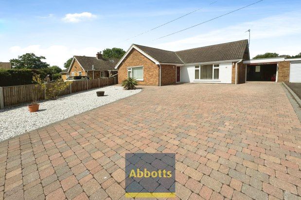 Thumbnail Bungalow to rent in Old Rectory Close, King's Lynn