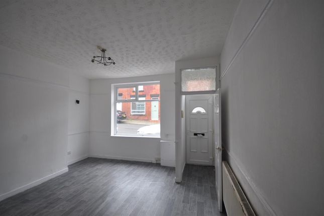 7, Fortune Street, Bolton photo 3