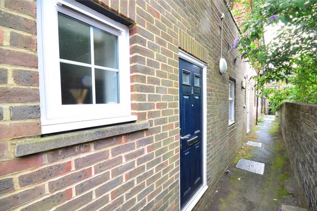 Thumbnail Flat for sale in 11A Cantelupe Road, East Grinstead