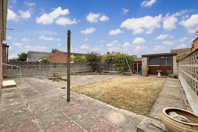 6, Orchard Way, Newark photo 3