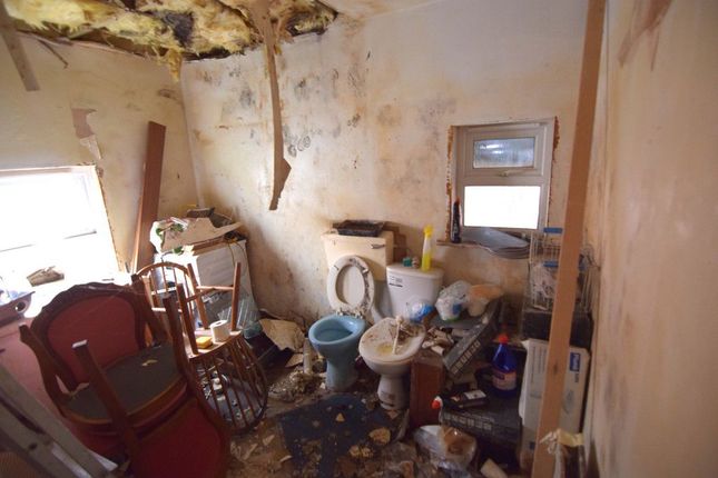 4, Chesterfield Road, Blackpool photo 5