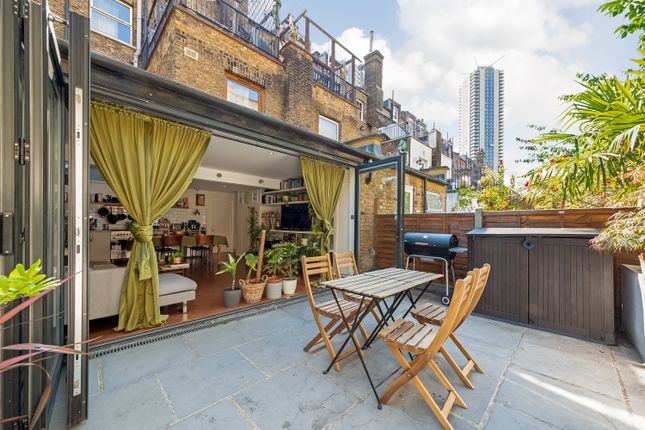 Thumbnail Flat for sale in Oswin Street, London