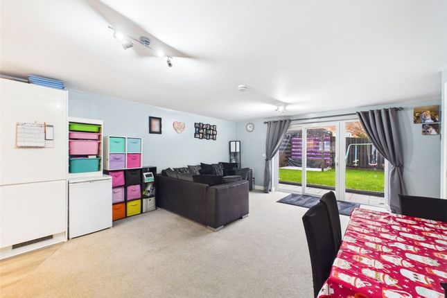 47 Brooks Avenue, Holsworthy photo 3