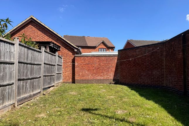 19, Tarragon Drive, Oxford photo 2