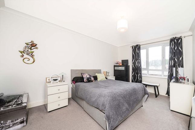 Flat 5, 7, Rainbow Quay, London photo 4