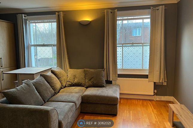 B Malpas Road, Top Floor Flat, London photo 2