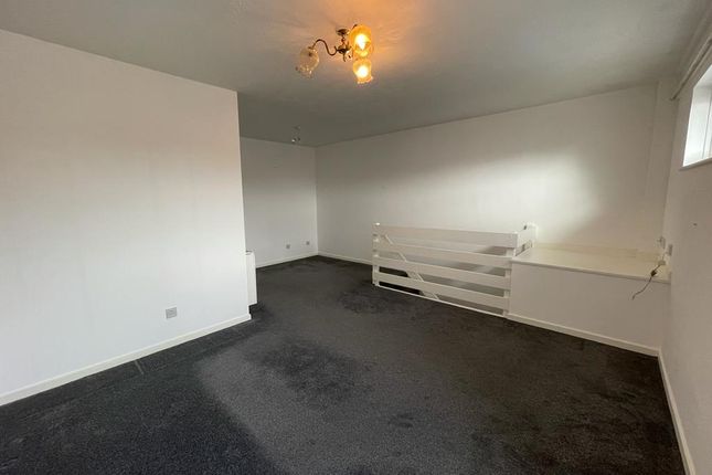 42, Tremaine Close, Penzance photo 3