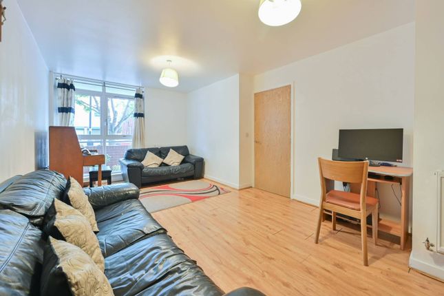 Northolt Road, South Harrow photo 4