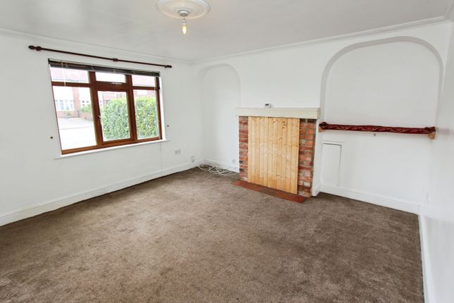 128, Tamworth Road, Long Eaton photo 3