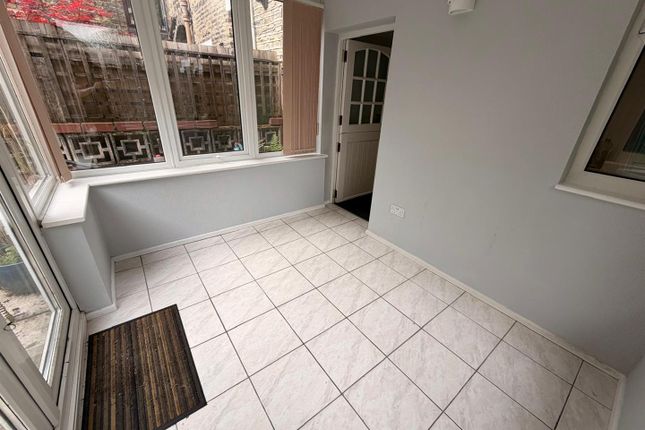 27, Bury Street, Ashton-Under-Lyne photo 5
