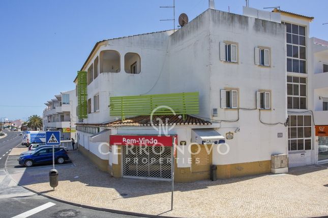 Thumbnail Commercial property for sale in Albufeira, Algarve, Portugal