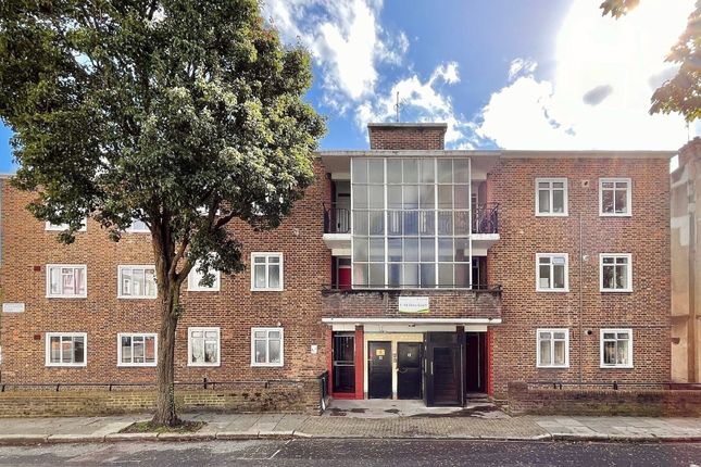 Cornwallis Road, London photo 4
