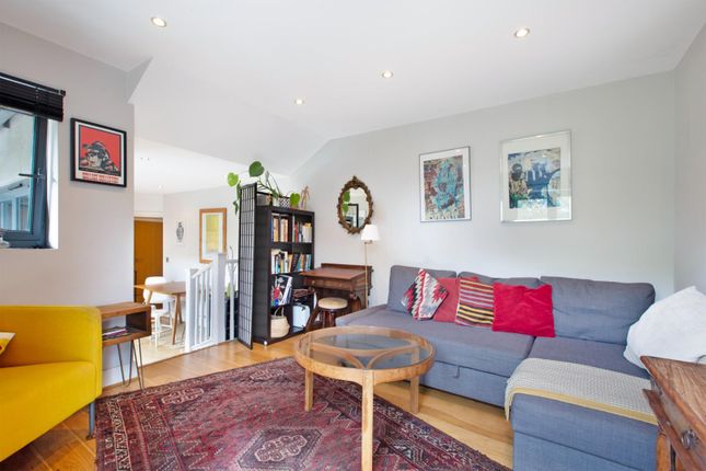 Flat 5, 127, Denmark Hill, London photo 2
