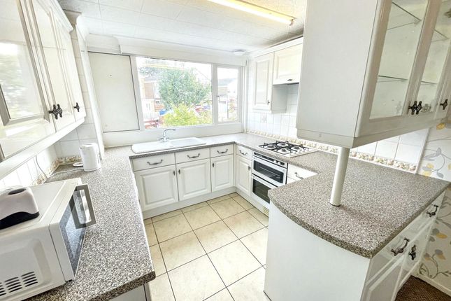 31, Bramham Court, South Shields photo 4