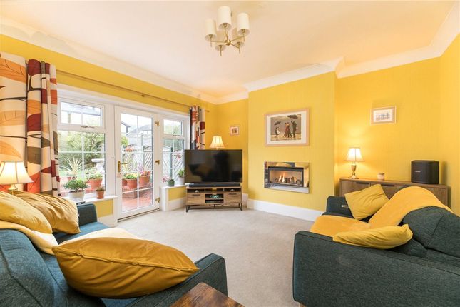 Nab Wood Crescent, West Yorkshire photo 3