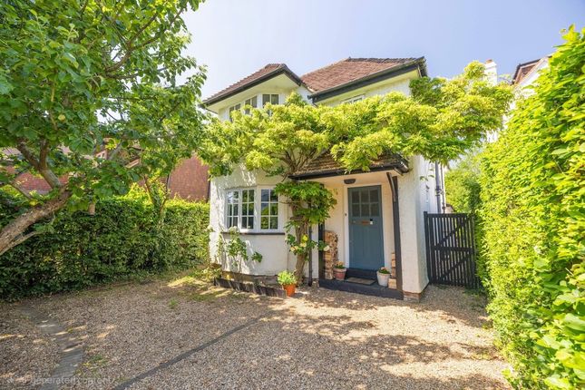 3-bed house on 7, Woodside Avenue, Beaconsfield, £1,270,000