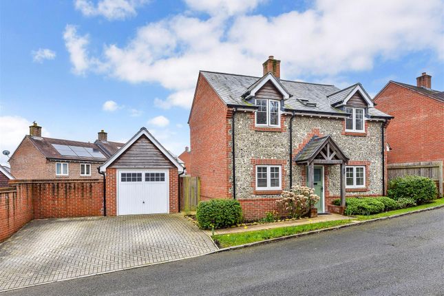 Thumbnail Detached house for sale in Brookwood Crescent, Waterlooville