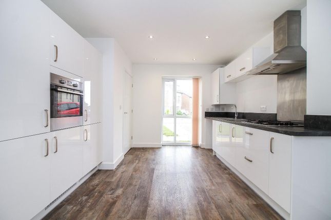 5, Woodside Way, Morpeth photo 3