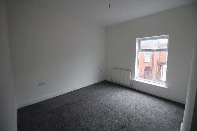 Terraced house to rent in Ford Lane, Crewe, Cheshire