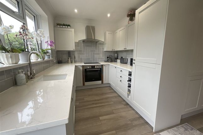 Cooper Road, Snodland photo 2