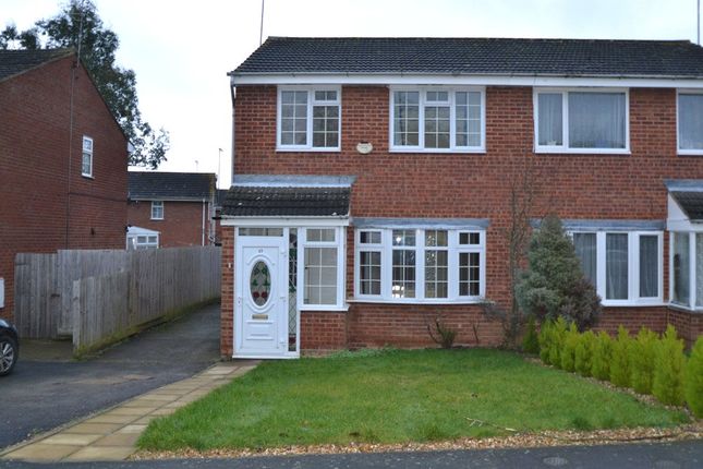 Thumbnail Semi-detached house to rent in Hare Close, Buckingham