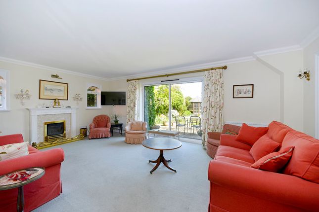 Ord House The Common, Cranleigh photo 3