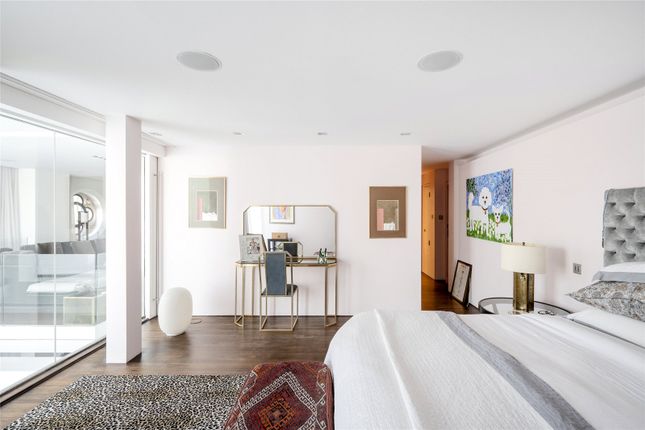 Flat for sale in Ledbury Road, Notting Hill