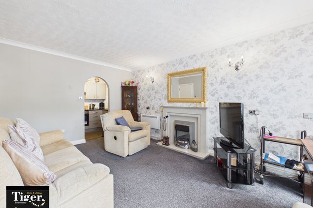 8, Grizedale Court, Blackpool photo 3