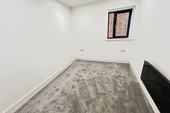 Flat 1, 123 Bridge Apartment, Church Street, Bolton photo 3
