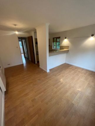 69, Maltby Drive, Enfield photo 5