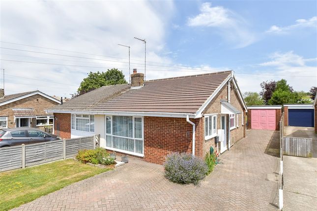 4-bed semi-detached on Greenfields Way, Horsham, £304,000