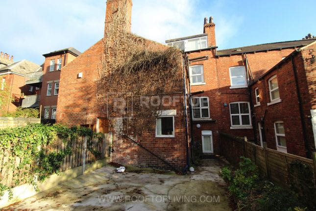 Terraced house to rent in Bainbrigge Road, Leeds