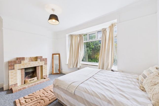 63 Widdicombe Way, Brighton photo 2