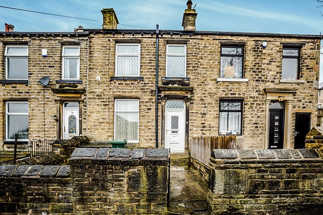 Thumbnail Terraced house to rent in Burfitts Road, Oakes, Huddersfield