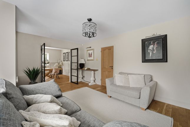 8, Groves Road, Newport photo 4