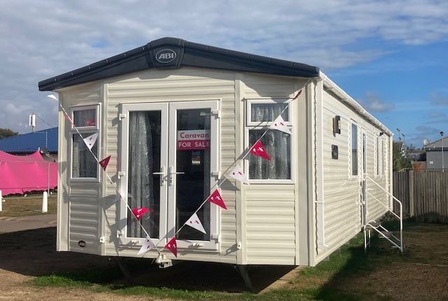 Thumbnail Property for sale in Belle Aire Holiday Park, Hemsby, Norfolk
