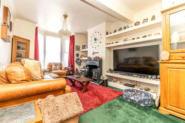 76 North End Grove, Portsmouth photo 3
