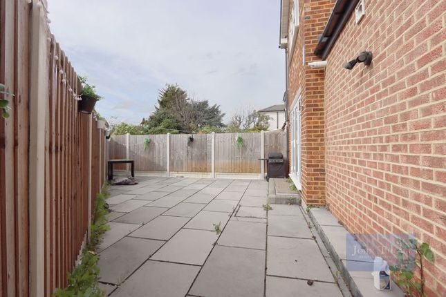 Detached house to rent in Craven Gardens, Barkingside, Ilford