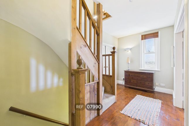 Thorncliffe Rise, Nottingham photo 4