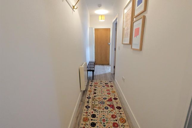 Flat 2, 47a High Street, Shanklin photo 3